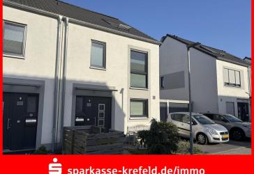Doppelhaushälfte mit Garage