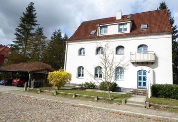 Mehrfamilienhaus