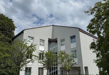 Moderne Wohnung mit Parkblick