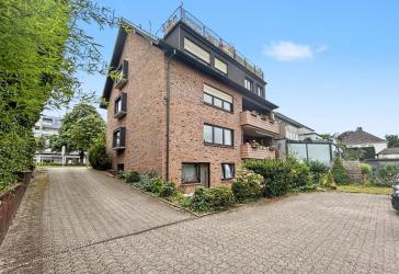 Voll vermietetes 5-Familienhaus mit 5 Garagen in Rheinberg