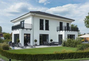 Moderne DHH mit gemütlicher Wohnambiente in zentraler Lage