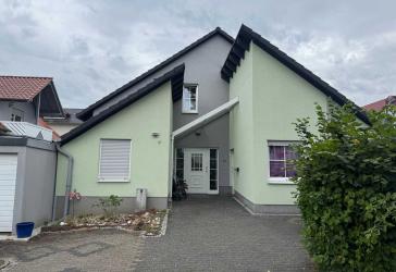 Gepflegtes Einfamilienhaus mit Einliegerwohnung in ruhiger Lage von Kaufungen/Papierfabrik