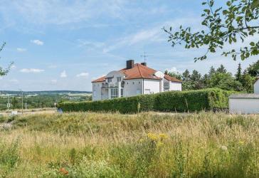 Provisionsfrei - Investitionsmöglichkeit - Aufgeteiltes MFH mit 11 schönen Wohnungen