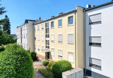 Einziehen und wohlfühlen: 3-Zimmer-Wohnung mit Balkon in Bad Homburg