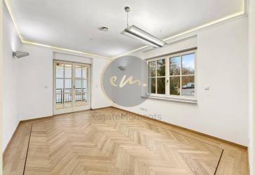 Repräsentativ arbeiten am Wasser: Moderne Büro- oder Praxisfläche in Berlin-Friedrichshagen