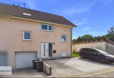 GRENZNÄHE LUXEMBURG: DHH / 3-4 SZ / GARAGE / GARTEN IN PERL-BORG!