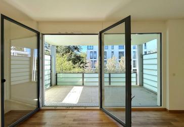 Moderne 4 Zimmerwohnung | Hochwertige Ausstattung, Balkon und Aufzug in gepflegter Wohnlage!