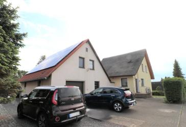 Komfort Einfamilienhaus mit Seeblick und Gästehaus