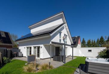 Architektenhaus mit Wellnessgarten nahe Seepark - energieeffizient - hochwertig - besonders