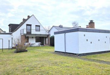 0 % Käuferprovision! Barrierearmes Einfamilienhaus mit sonnigem Gartengrundstück!