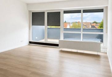 Modern sanierte 3-Zimmer-Wohnung mit zwei Balkonen und hochwertigem Badezimmer