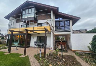Hochwertiges Einfamilienwohnhaus in sehr ruhiger Lage von Seeheim!