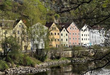 Großes Einfamilienhaus in der Altstadt / Denkmalensemble mit Blick auf Veste Oberhaus am BschüttparK