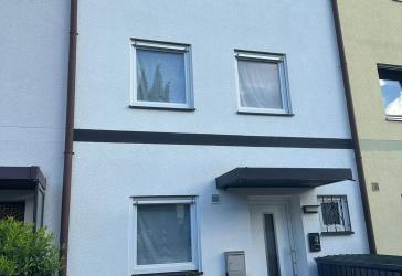 Modernisiertes Reihenmittelhaus mit Top-Ausstattung in Ludwigshafen-Gartenstadt