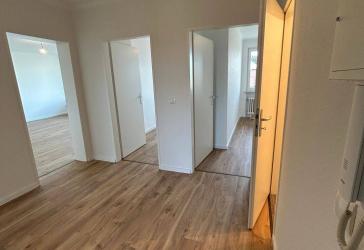 Moderne 4-Zimmer-Wohnung im Zentrum von Kaltenkirchen mit Balkon
