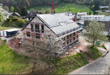 Qualitativ hochwertiger, geförderter Wohnraum in moderner Architektur