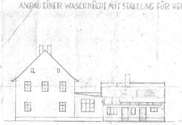 Dreifamilienhaus, klein Garten, 3 Parkplätze