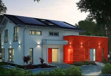 Haus im eleganten Design, mit Anbau und großem Balkon ! Preis mit Grundstück !