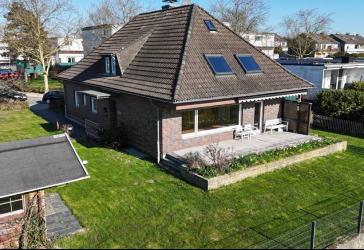 Unvergleichliche Weite - Einfamilienhaus mit unverbaubarem Naturblick in Ratingen-Breitscheid!