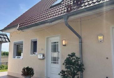 Charmante Doppelhaushälfte mit Garten, Sauna & Blick ins Grüne in begehrter Lage von Oststeinbek