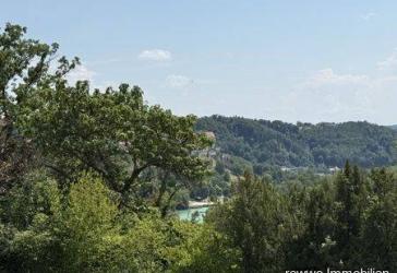 Neubau-Erstbezug: Exklusive 3-Zimmer-Wohnung mit Panorama-Ausblick und 2 Tiefgaragenstellplätzen