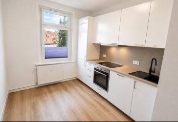 Freie sanierte 2-Zimmer-Wohnung in Lübeck - Kronsforder Allee