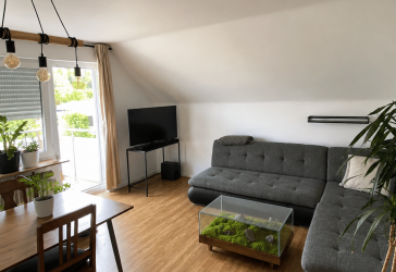 Zimmer im Dachgeschoss – ausschließlich für berufstätige Pendler
