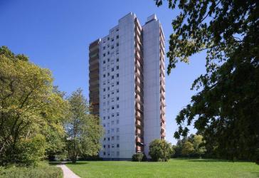 Viel Platz zum Wohlfühlen: 4 Zimmer Wohnung mit Balkon