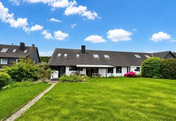 Bauunternehmer und Visionäre: Hier wartet fast 1.000 m² unberührtes Potenzial an der Grenze zu Essen-Heidhausen !