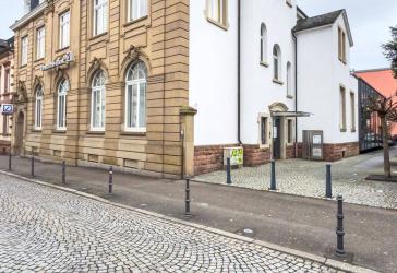 Hochwertige Büro-/Praxisräume in einem ausserordentlich repräsentativen Gebäude