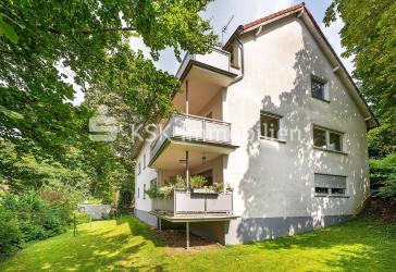 Solides 3-Familienhaus in Bergisch Gladbach - Sand.