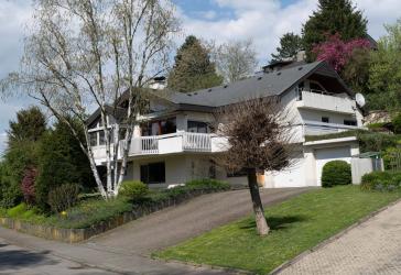 Exklusives Einfamilienhaus in begehrter Lage