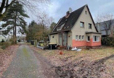 Traumhaftes Grundstück mit 2 Häusern in Schenefeld bei HH