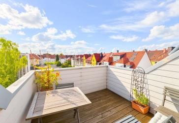 Zwei Ebenen, zwei Sonnenplätze: Maisonette mit 2x Balkonen