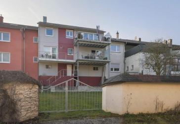 Modernisiert & vielseitig nutzbar - Zweifamilienhaus in gewachsener Lage