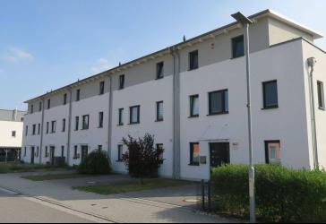 Elegantes Stadthaus mit 4,5 Zimmern, Dachterrasse und Garten