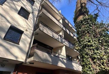 Elegante 4 Zimmer Wohnung mit Balkon und Terrasse in schöner Wohnanlage in Norderstedt-Garstedt Nähe Herold-Center zu verkaufen !!!