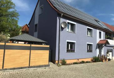 Einfamilienhaus gepflegt, gut saniert u. bezugsfertig, von privat