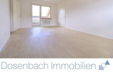 Renovierte 2-Zimmer-Wohnung mit EBK und Balkon