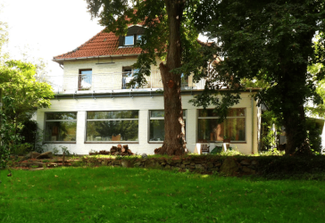 Freistehendes Zweifamilienhaus mit großem Grundstück in naturnaher Lage von Selm