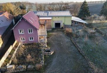 Modernes Landhaus in absoluter Ruhelage auf ca. 3787 m²