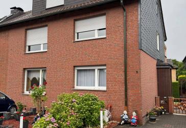 3 Zi., KDB, mit großem Balkon in ruhiger Lage