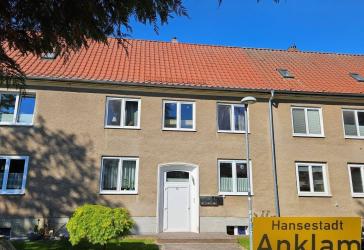 Ihre Geldanlage: Drei vermietete Wohnungen + Ausbaureserve!