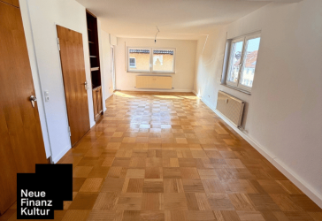 3-Zimmer-Wohnung im 1. OG mit Balkon, Garten, Gartenhaus & Garage mit Werkstatt