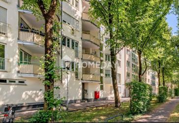 Frisch teilsaniert & renditestark - stilvolle 4-Zimmer-Wohnung mit Balkon, zwei Bädern & TG (zzgl.)