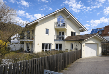 * OHNE PROVISION * Gepflegte DHH mit 5 Zimmern in Starnberg
