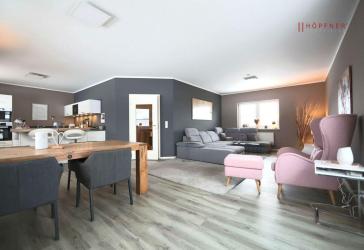 Wohnen & viele Möglichkeiten: 117 m² Wohnfläche + 125 m² flexibel nutzbare Gewerbefläche im EG