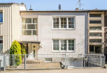 Familienglück in Frechen - Reihenmittelhaus mit großem Garten zum Spielen & Entspannen!