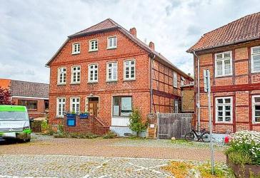 Vorschaubild Mehrfamilienhaus