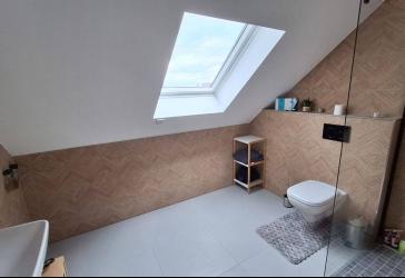 „Moderne 2,-Zimmer-Dachgeschosswohnung mit Klimaanlage - 61,44m² in Neuried – 5% Rendite